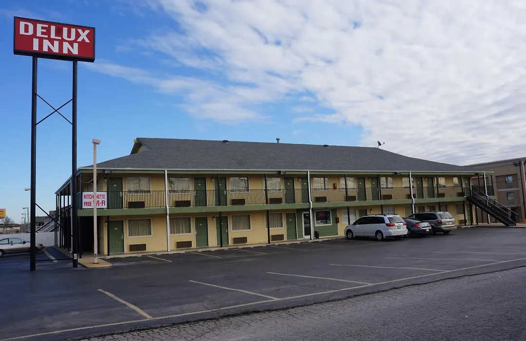Delux Inn Tulsa-1